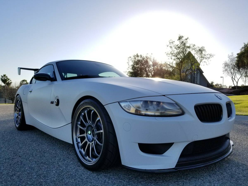 Illustration for article titled At $27,999, Does This 2006 BMW Z4 M Coupé Have A Wing And A Prayer?